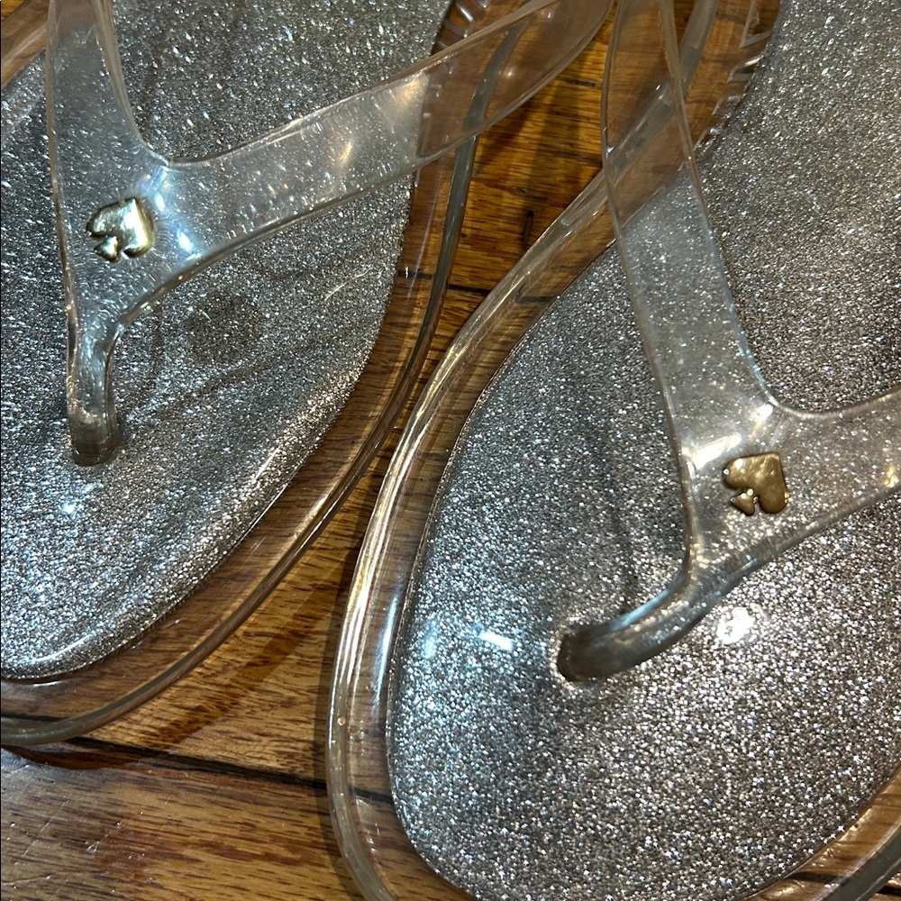 NWOT Kate Spade‎ Clear Glitter Flip Flops size 8 - Picture 5 of 5